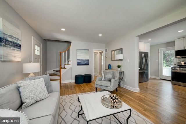 10613 S DUNMOOR DR S, Silver Spring, MD 20901