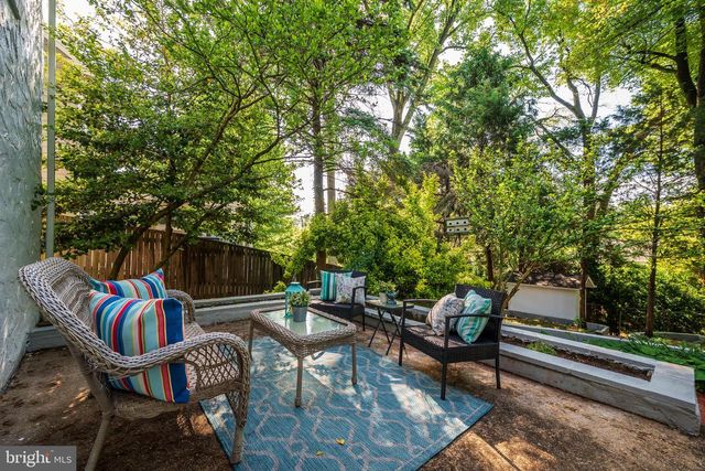 10613 S DUNMOOR DR S, Silver Spring, MD 20901