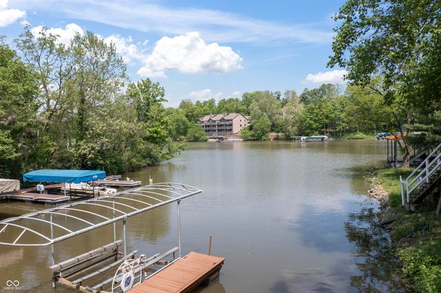 11226 Blackwalnut Point, Indianapolis, IN 46236