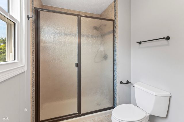 11226 Blackwalnut Point, Indianapolis, IN 46236