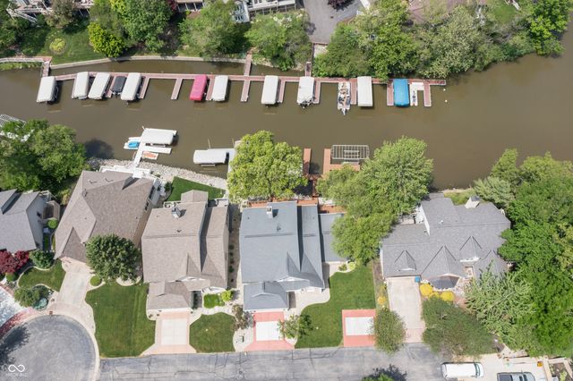 11226 Blackwalnut Point, Indianapolis, IN 46236