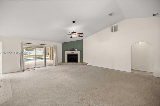 4300 NW 4th Cir, Ocala, FL 34475