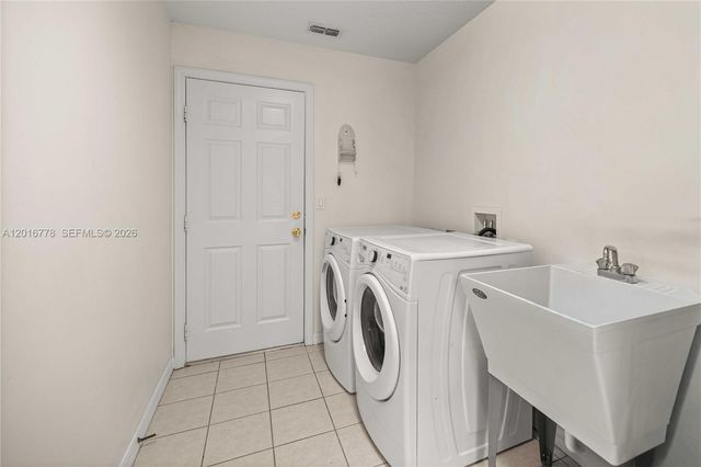 4300 NW 4th Cir, Ocala, FL 34475