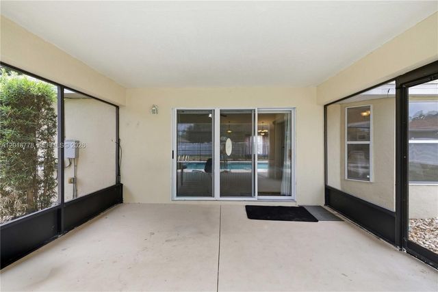 4300 NW 4th Cir, Ocala, FL 34475