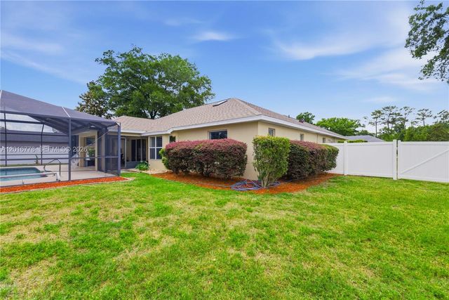 4300 NW 4th Cir, Ocala, FL 34475