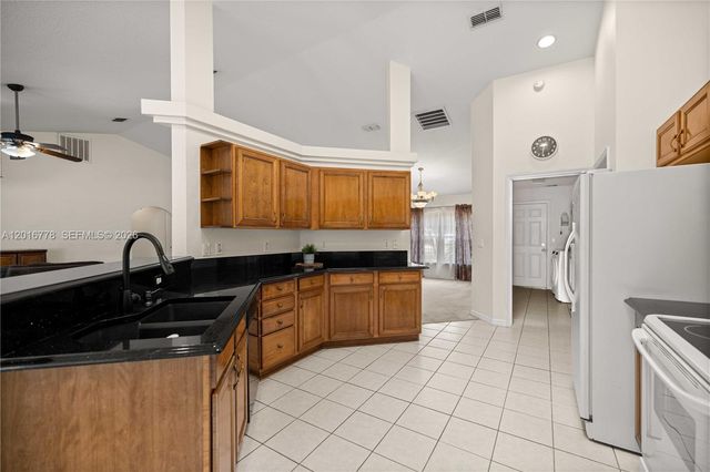 4300 NW 4th Cir, Ocala, FL 34475