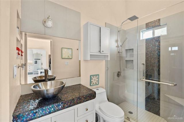 1425 Encanto Service Road, Weslaco, TX 78596