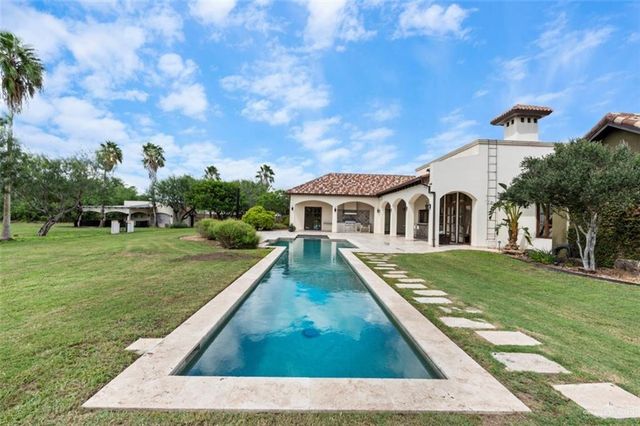 1425 Encanto Service Road, Weslaco, TX 78596