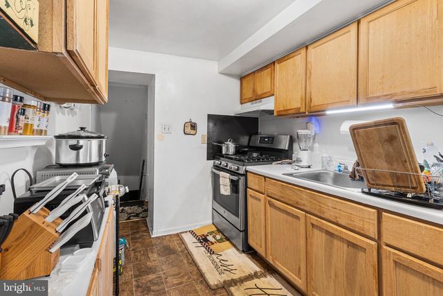803 N CHURCH ST, Wilmington, DE 19801