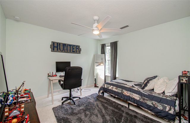 47 W Tallowberry Drive, The Woodlands, TX 77381