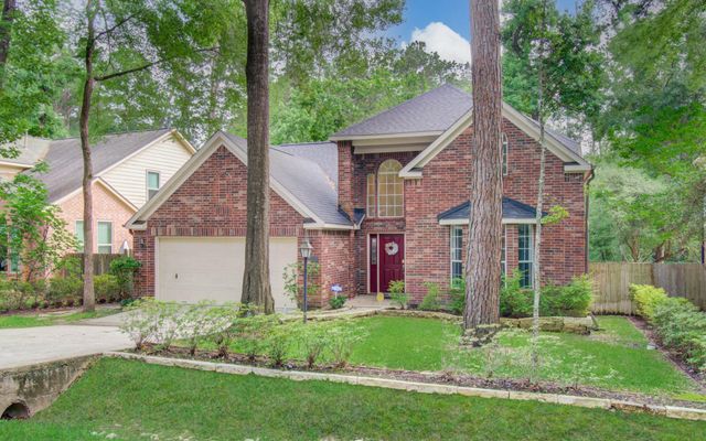 47 W Tallowberry Drive, The Woodlands, TX 77381