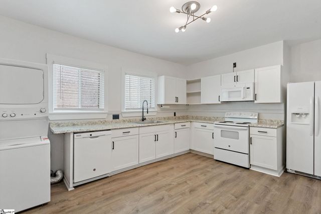 5 Conyers Street, Greenville, SC 29609