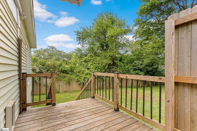 5 Conyers Street, Greenville, SC 29609