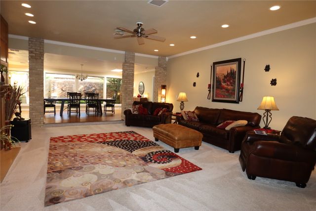 5421 Benbridge Drive, Fort Worth, TX 76107