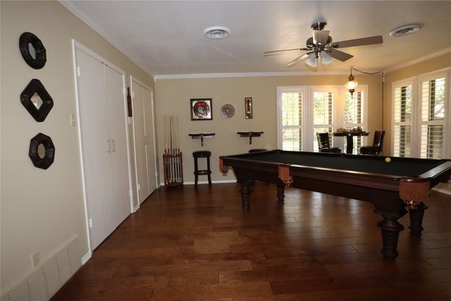 5421 Benbridge Drive, Fort Worth, TX 76107