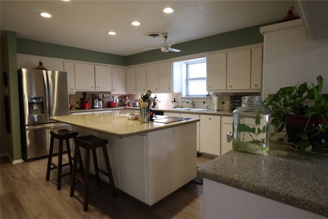 5421 Benbridge Drive, Fort Worth, TX 76107