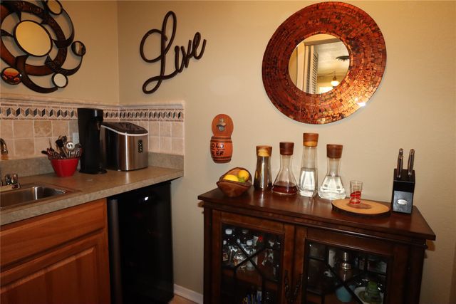 5421 Benbridge Drive, Fort Worth, TX 76107