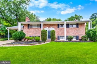 7916 KLOVSTAD DR, Fort Washington, MD 20744
