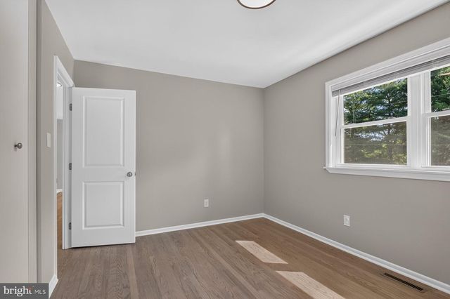 5002 ROLLER RD, Manchester, MD 21102