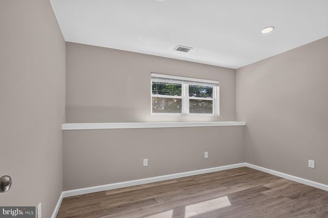 5002 ROLLER RD, Manchester, MD 21102