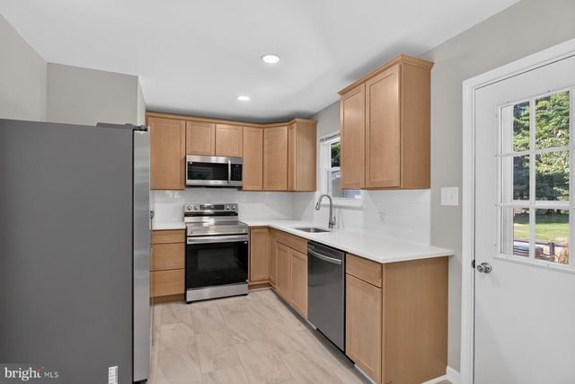 5002 ROLLER RD, Manchester, MD 21102