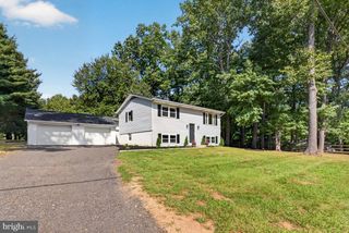 5002 ROLLER RD, Manchester, MD 21102