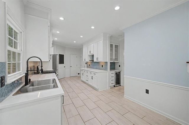 1007 Poplar Grove, Woodstock, GA 30189