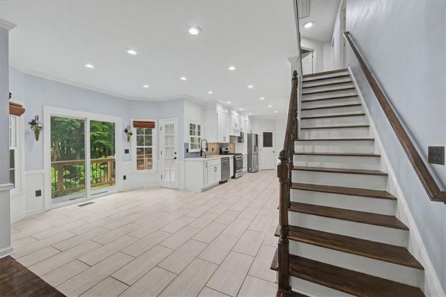 1007 Poplar Grove, Woodstock, GA 30189
