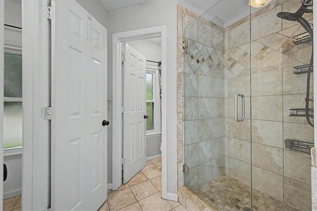 1007 Poplar Grove, Woodstock, GA 30189