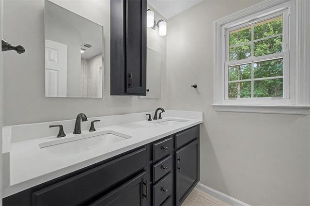 1007 Poplar Grove, Woodstock, GA 30189