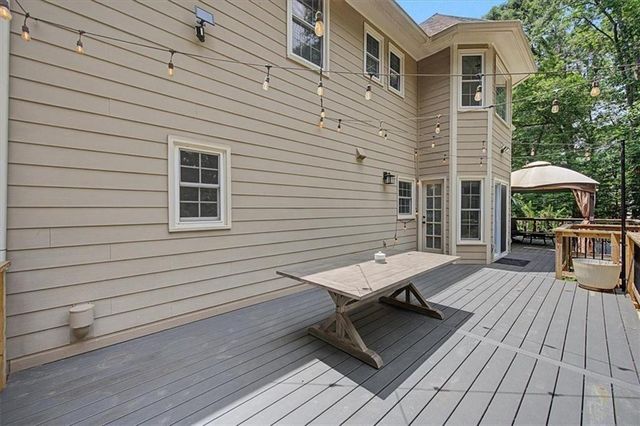 1007 Poplar Grove, Woodstock, GA 30189
