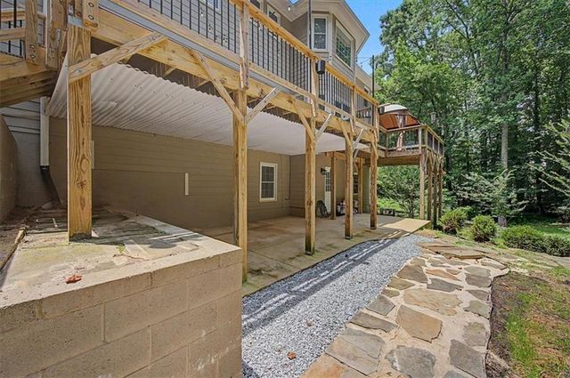 1007 Poplar Grove, Woodstock, GA 30189