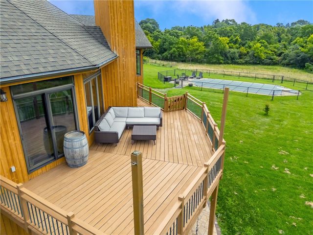 6591 Cherry Street, East Bloomfield, NY 14564