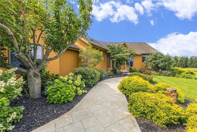 6591 Cherry Street, East Bloomfield, NY 14564