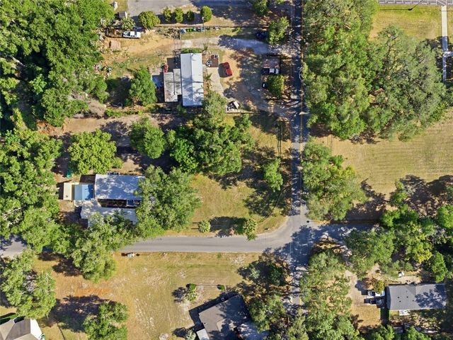 105 W HERMOSA STREET, Lady Lake, FL 32159