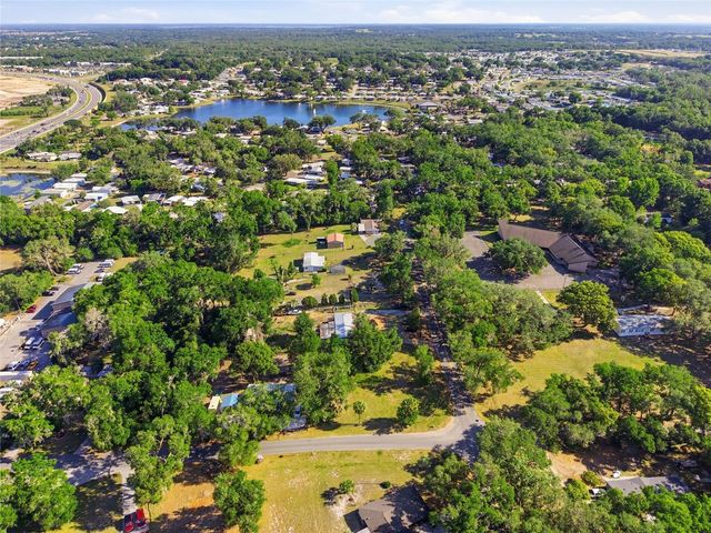 105 W HERMOSA STREET, Lady Lake, FL 32159