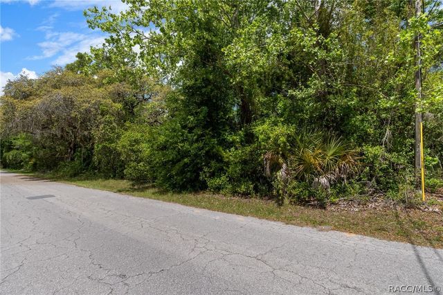 2322 W Main Street, Inverness, FL 34452