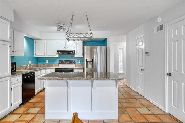 2400 Longmire Drive 303, College Station, TX 77845