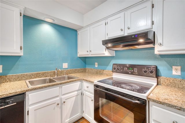 2400 Longmire Drive 303, College Station, TX 77845