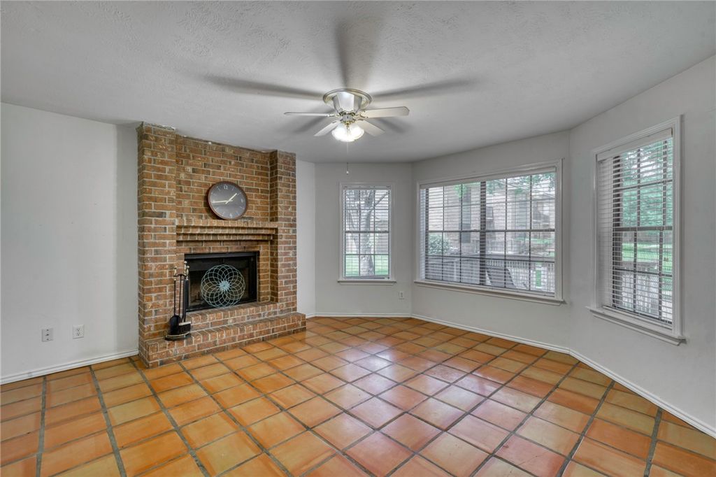 2400 Longmire Drive 303, College Station, TX 77845 — photo 5