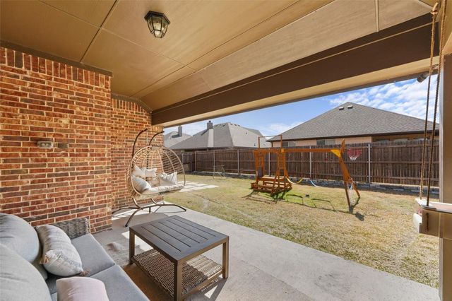532 Windrow Lane, Waxahachie, TX 75165