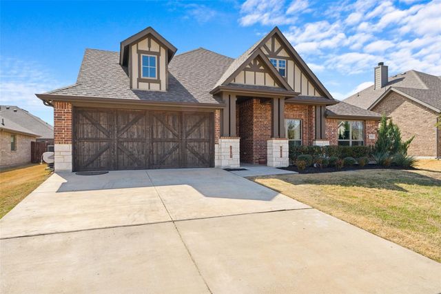 532 Windrow Lane, Waxahachie, TX 75165