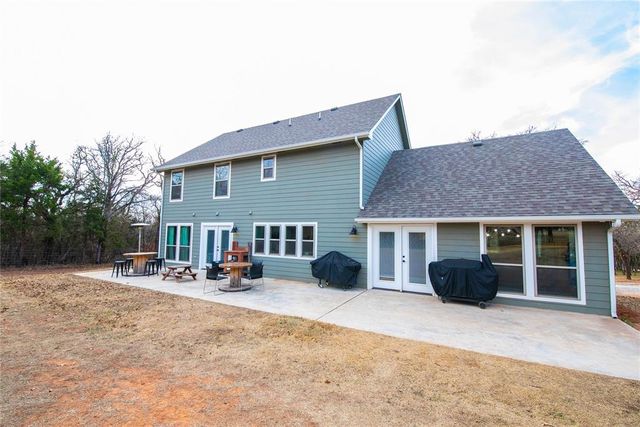 13274 Amanda Lane, Edmond, OK 73034