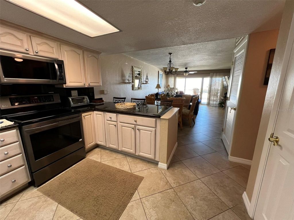 Image 8 of property listing at 3501 S ATLANTIC AVENUE 606, New Smyrna Beach, FL 32169
