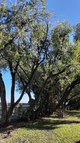 177 Lakeview Dr 103, Weston, FL 33326