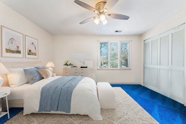 93 Forest Glade 93, Falmouth, MA 02536