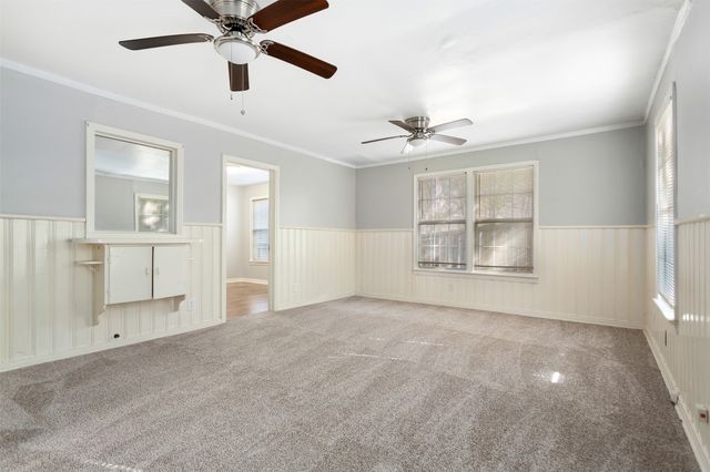 7326 CASA LOMA Avenue, Dallas, TX 75214