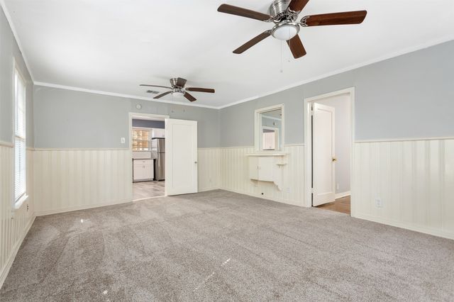 7326 CASA LOMA Avenue, Dallas, TX 75214