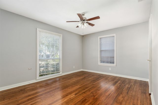 7326 CASA LOMA Avenue, Dallas, TX 75214