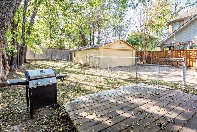 7326 CASA LOMA Avenue, Dallas, TX 75214